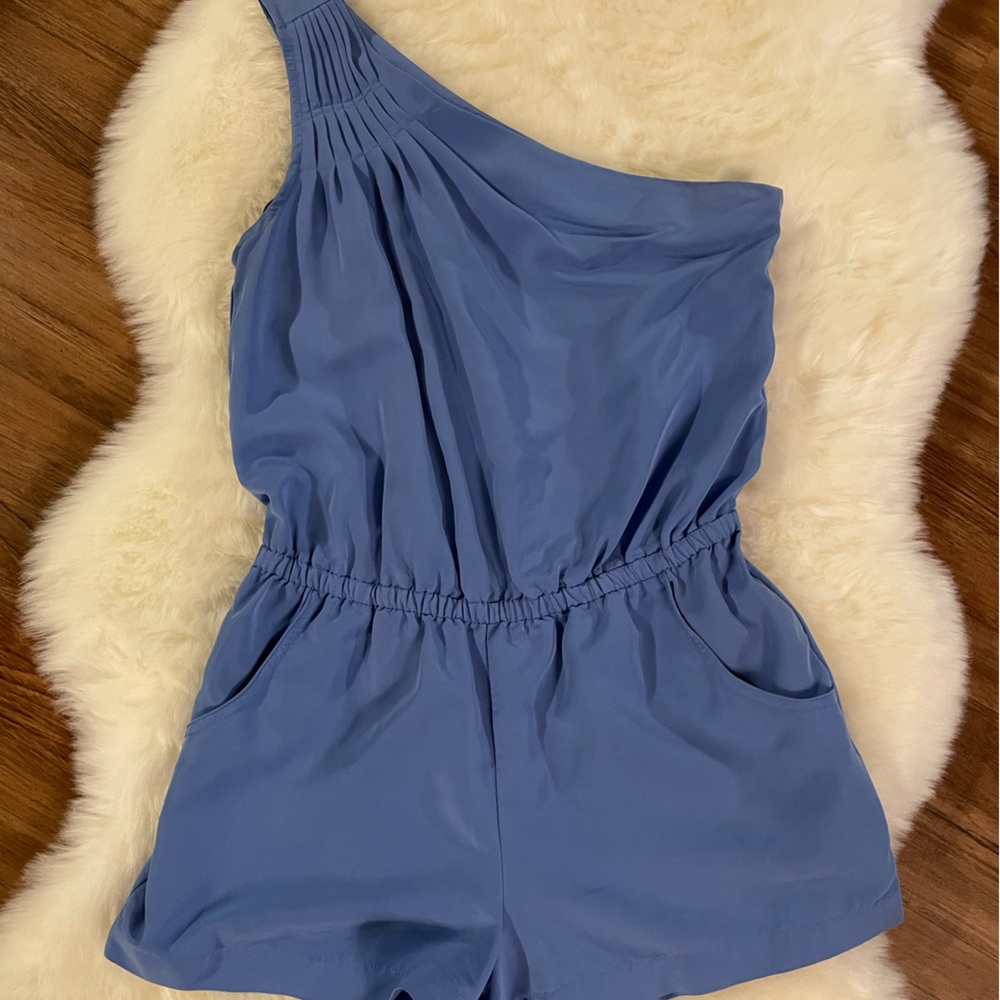 ✨Banana republic✨ one piece.satin silk